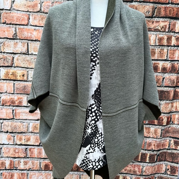 Lululemon Shawl | 4-way Reversible | 100% Merino Wool | One Size | NWOT - Picture 11 of 15